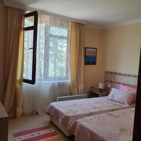 Тристаен Апартамент В Санта Марина В Созопол * Sozopol