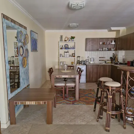 Тристаен Апартамент В Санта Марина В Созопол Appartamento Sozopol